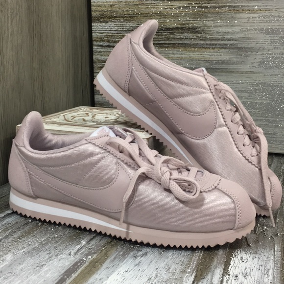 NIKE WMNS CLASSIC CORTEZ NYLON practice rose/pr ro - Picture 2 of 8